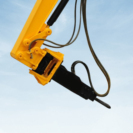 挖掘機(jī)擺動(dòng)油缸變色解決方法